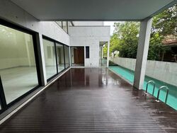 college-green photo thumbnail #14
